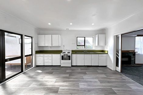 Photo of property in 18 Konini Street, Tawhero, Whanganui, 4501