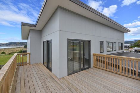 Photo of property in 9 Okahau Terrace, Warrington, 9471