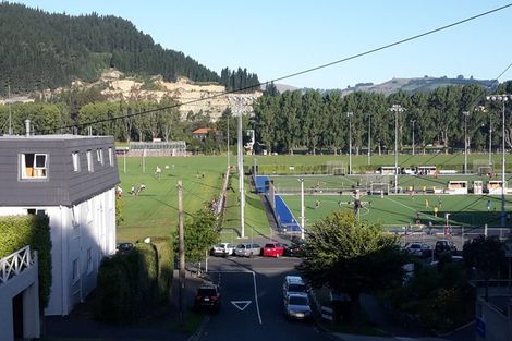 Photo of property in 90 Harbour Terrace, North Dunedin, Dunedin, 9016