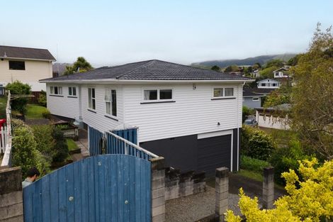 Photo of property in 115 Oriel Avenue, Tawa, Wellington, 5028