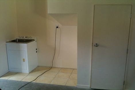 Photo of property in 7/11 The Avenue, Albany, Auckland, 0632