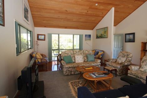 Photo of property in 103 Kenwood Drive, Matarangi, Whitianga, 3592