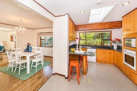 Photo of property in 13 Charles Dickens Drive, Mellons Bay, Auckland, 2014