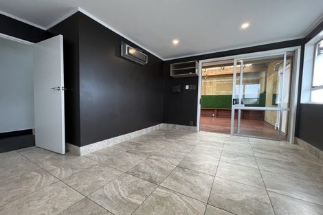 Photo of property in 13 Sombrero View, Ascot Park, Porirua, 5024