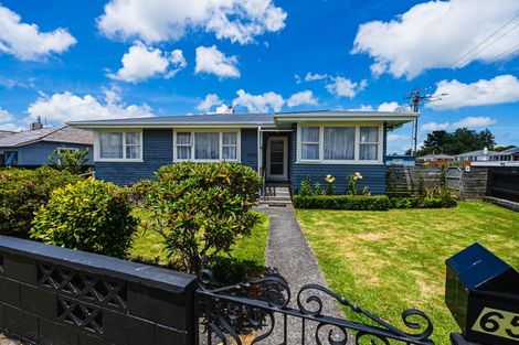 Photo of property in 65 Cloten Road, Stratford, 4332