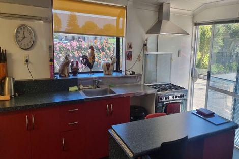 Photo of property in 3a Mcleavey Road, Ohau, Levin, 5570