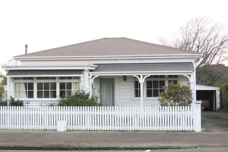 Photo of property in 27 Summerhays Street, Terrace End, Palmerston North, 4410