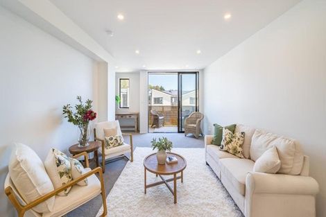 Photo of property in 37 Holystone Road, Whitby, Porirua, 5024