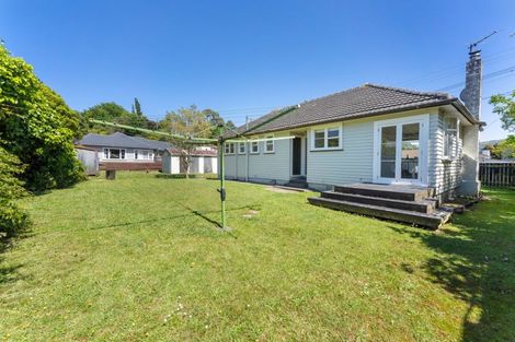 Photo of property in 2 Kopara Grove, Stokes Valley, Lower Hutt, 5019