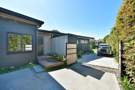 Photo of property in 73 The Circle, Manly, Whangaparaoa, 0930