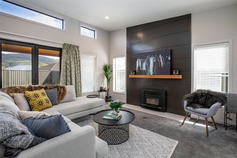 Photo of property in 11 Electric Place, Cromwell, 9310