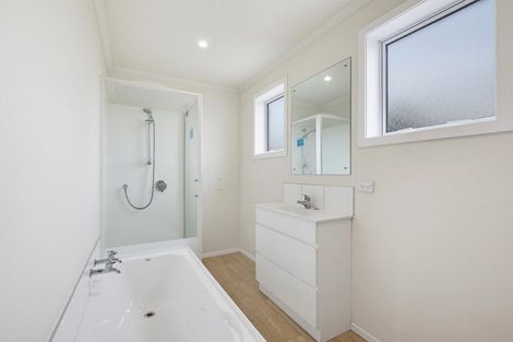 Photo of property in 38 Owhiti Street, Titahi Bay, Porirua, 5022