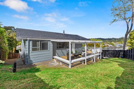 Photo of property in 1/22 Simon Ellice Drive, Bayview, Auckland, 0629