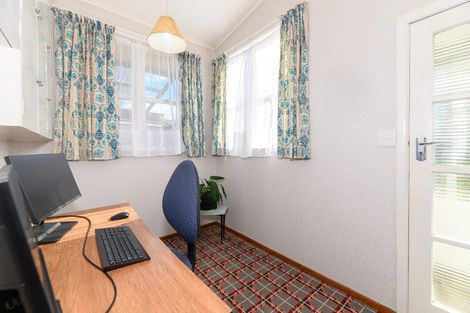 Photo of property in 17 Coronation Road, Hillcrest, Auckland, 0627