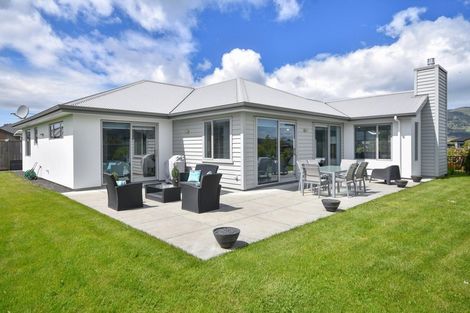 Photo of property in 19 Ben Lomond Drive, Mosgiel, 9024