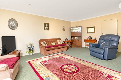Photo of property in Holdsworth Villas, 66/2 William Donald Drive, Solway, Masterton, 5810
