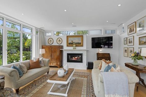 Photo of property in 62a Holly Road, St Albans, Christchurch, 8014