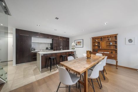 Photo of property in 12 Holly Road, St Albans, Christchurch, 8014