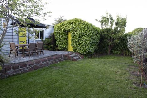 Photo of property in 23 Menzies Street, Sumner, Christchurch, 8081