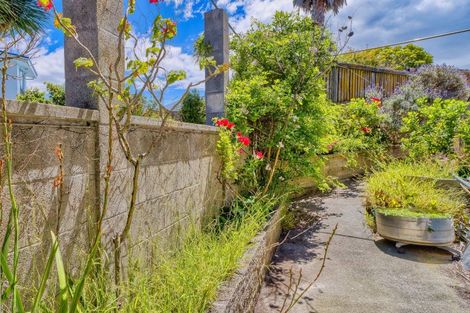 Photo of property in 26 Thompson Road, Bluff Hill, Napier, 4110
