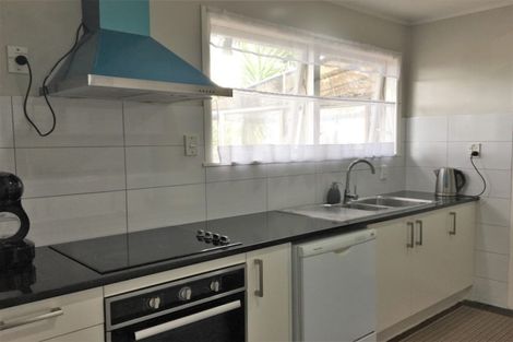 Photo of property in 1 Iorangi Place, Hillpark, Auckland, 2102