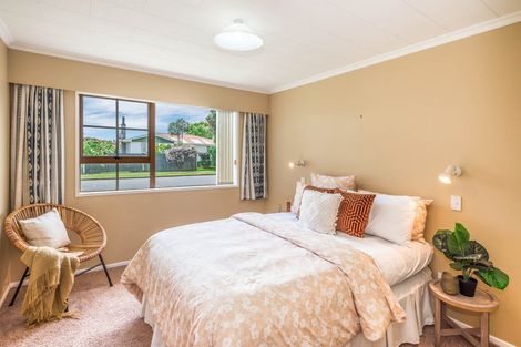 Photo of property in 2b Tawa Street, Waikanae, 5036