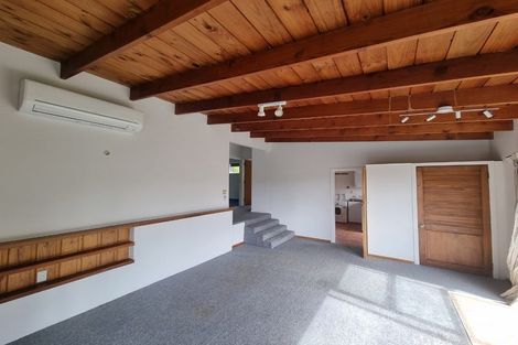 Photo of property in 94 Karepa Street, Brooklyn, Wellington, 6021