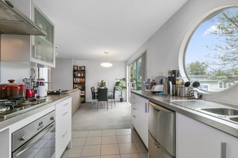 Photo of property in 5d/10 Park Avenue, Epuni, Lower Hutt, 5011