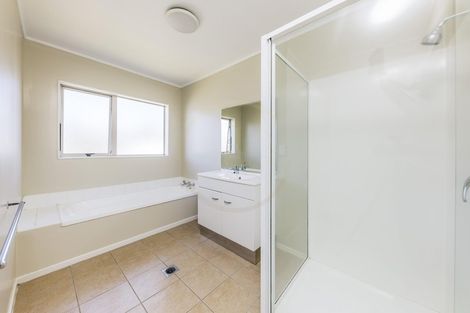 Photo of property in 136 Coronation Road, Mangere Bridge, Auckland, 2022