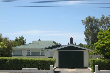 Photo of property in 70 Barrington Street, Somerfield, Christchurch, 8024