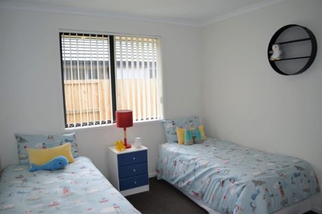 Photo of property in 2 Flaxmill Way, Papamoa, 3118