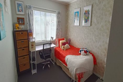 Photo of property in 2/213 Lake Road, Belmont, Auckland, 0622