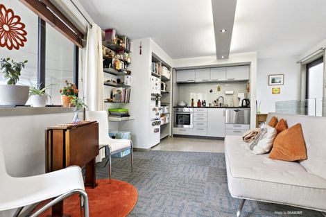 Photo of property in 1/45 Childers Terrace, Kilbirnie, Wellington, 6022