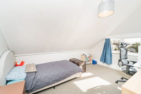 Photo of property in 103 Featherston Street, Takaro, Palmerston North, 4412