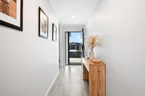 Photo of property in 24b Tokerau Drive, Rototuna North, 3210