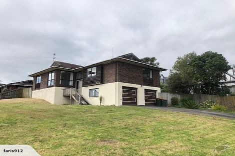 Photo of property in 92 Aviemore Drive, Highland Park, Auckland, 2010