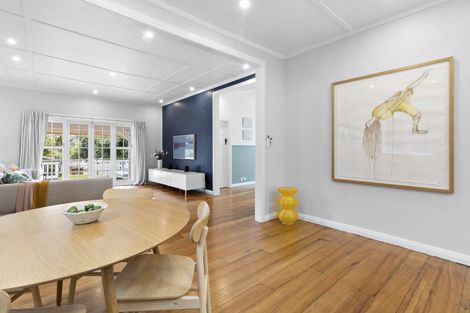 Photo of property in 265 Muritai Road, Eastbourne, Lower Hutt, 5013