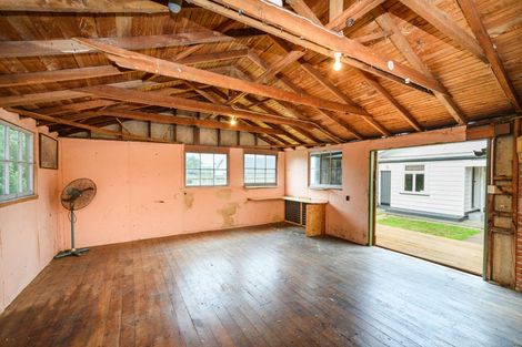 Photo of property in 38 Lyndhurst Street, Takaro, Palmerston North, 4412