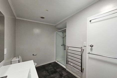 Photo of property in 11 Salas Place, Papakura, 2110