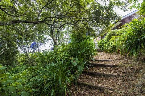 Photo of property in 7-9 Shotover Grove, Waikanae, 5036