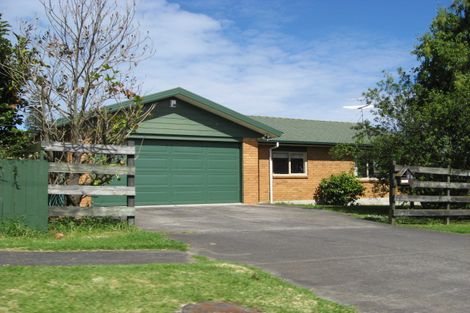 Photo of property in 47 Crawford Avenue, Mangere Bridge, Auckland, 2022