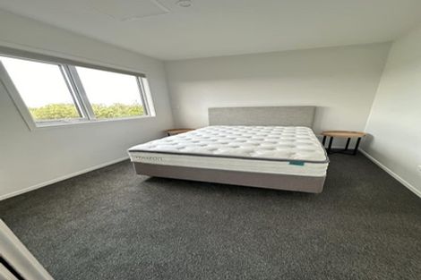 Photo of property in 30 Te Puketoka Lane, Mangere, Auckland, 2022