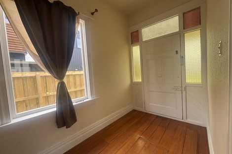 Photo of property in 134 Holly Road, St Albans, Christchurch, 8014