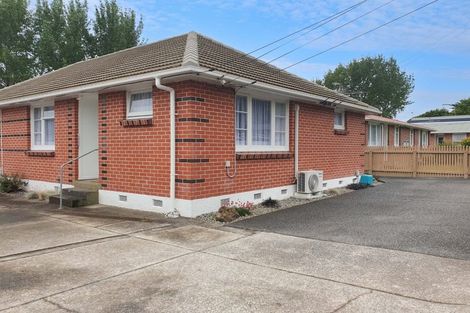 Photo of property in 1/1113 Fergusson Drive, Clouston Park, Upper Hutt, 5018