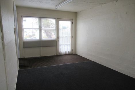 Photo of property in 362 Oxford Street, Levin, 5510