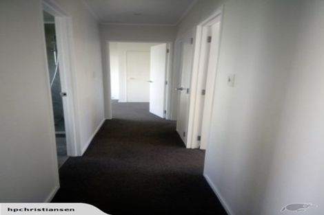 Photo of property in 1/73 Rosedale Road, Pinehill, Auckland, 0632