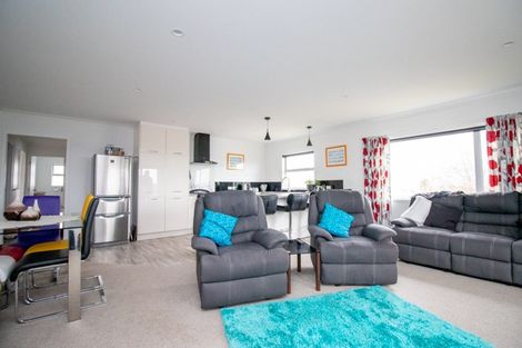 Photo of property in 16 Ohinemuri Place, Paeroa, 3600