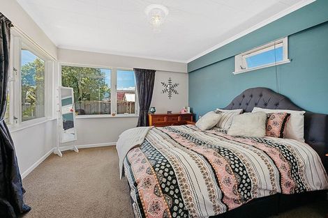 Photo of property in 5 Beth Street, Trentham, Upper Hutt, 5018