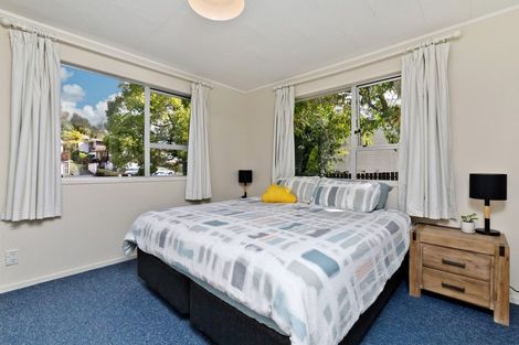 Photo of property in 7 Celina Place, Browns Bay, Auckland, 0630