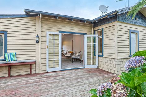 Photo of property in 408 Alexandra Street, Hastings, 4122